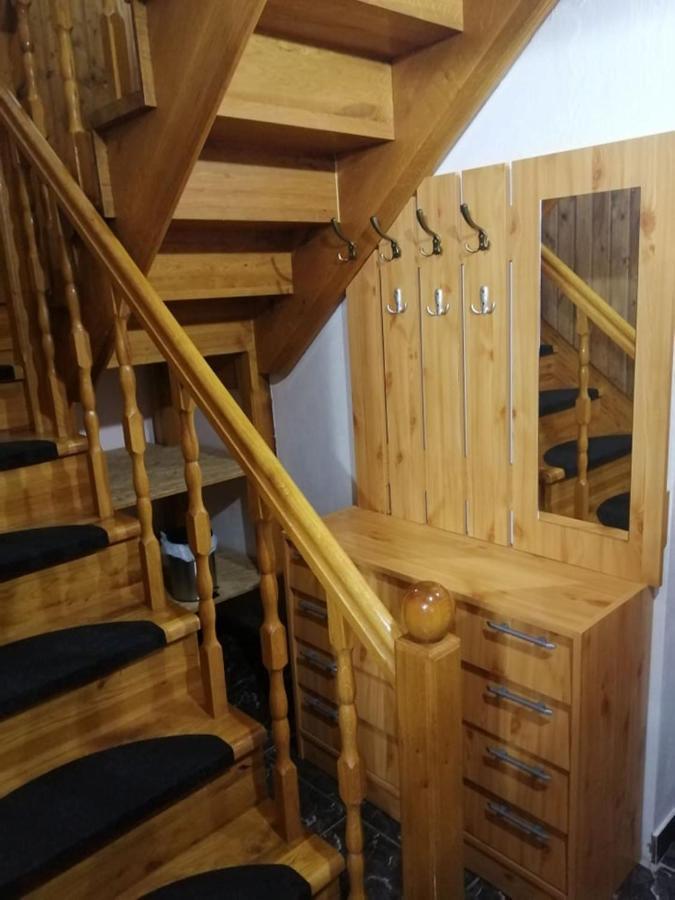 modernes Ferienhaus mit schönem überdachtem Pool Balatonmáriafürdő Exterior foto
